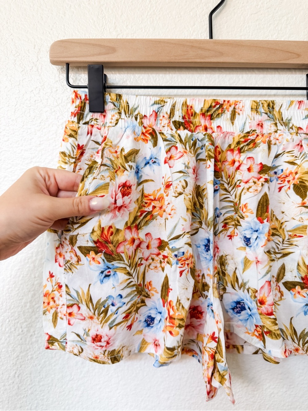 F21 | floral beach short